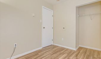 1842 Glacier Dr, Blakeslee, PA 18610