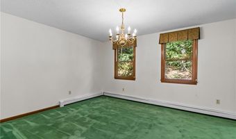 30 Pacheco Dr, North Smithfield, RI 02896