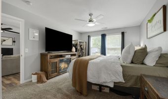 1704 Dallas St, Auburn, IN 46706