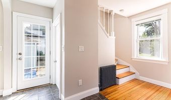 97 Williams Ave, East Providence, RI 02914