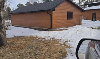 1306 1st St, Britton, SD 57430