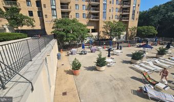 4600 S FOUR MILE RUN Dr 207, Arlington, VA 22204