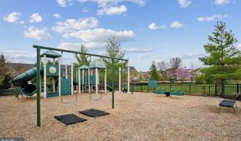 22985 WEYBRIDGE Sq, Ashburn, VA 20148