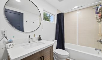 901 25th St, Bedford, IN 47421