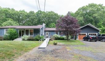 11 Paris Irons Rd, Glocester, RI 02857