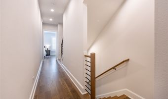 14948 Oak St, Addison, TX 75001