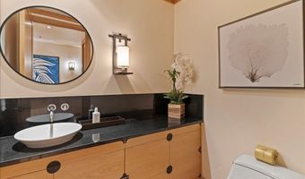 1 Bay Dr 5104, Lahaina, HI 96761