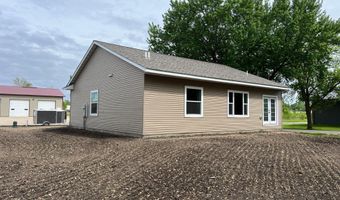 828 Spark Ave, Albert Lea, MN 56007