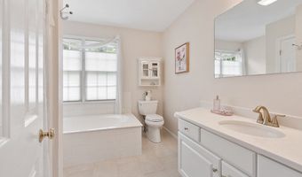 28 Old Harvard Rd, Boxborough, MA 01719