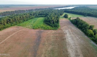 Bolivar Road, Benoit, MS 38725