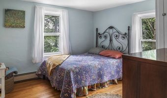 26 Wesley St Ct, Bath, ME 04530