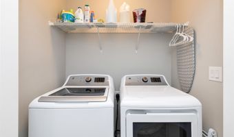 616 NE Pearl Dr, Ankeny, IA 50021