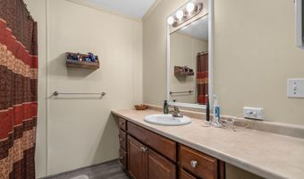 45 Concord St, Belmont, NH 03220