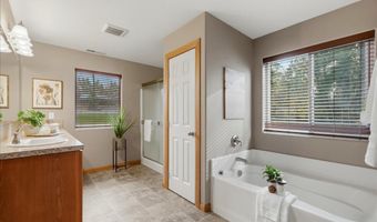 15061 SE ORIENT Dr, Boring, OR 97009