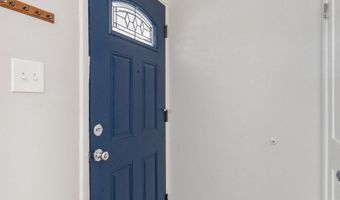 2021 S LANGLEY St, Arlington, VA 22204
