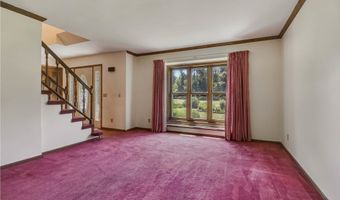 6720 S Shore Dr, Altoona, WI 54720