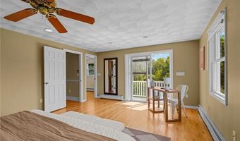 146 Alfred Drown Rd, Barrington, RI 02806