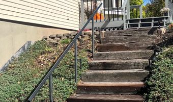 91 Sunny Acres Rd, Brattleboro, VT 05301