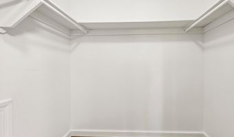 3802 IVANHOE Ln, Alexandria, VA 22310