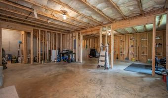 438 Auburn Sta, Auburn, GA 30011