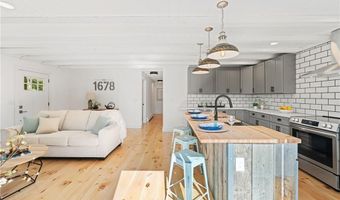 95 Capstan St, Jamestown, RI 02835