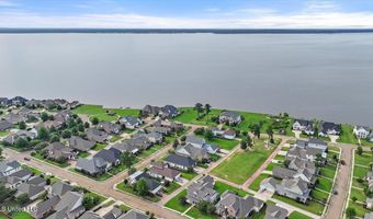 421 Arbor Vw, Brandon, MS 39047