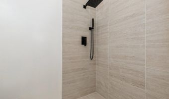 6801 CAPRI Pl, Bethesda, MD 20817