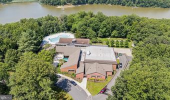 2601 COMPASS Dr, Annapolis, MD 21401