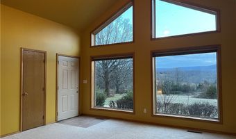 1426 CR 921, Alpena, AR 72611
