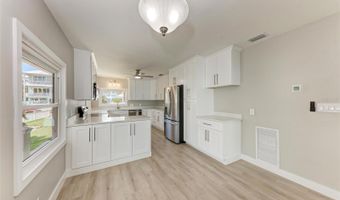 893 N SHORE Dr, Anna Maria, FL 34216