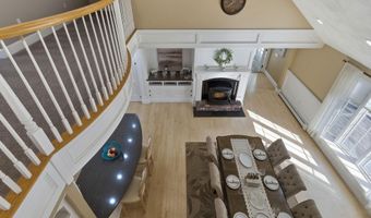 276 N Amherst Rd, Bedford, NH 03110