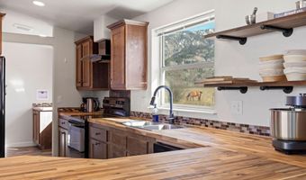 184 BUTTERCUP Ln, Bedford, WY 83112