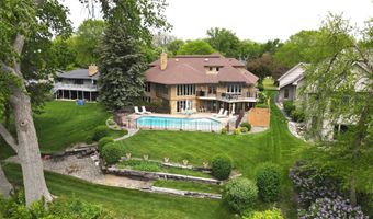 1128 Benton St, Anoka, MN 55303
