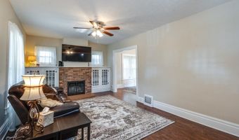 77 Devonshire Dr, Akron, OH 44312