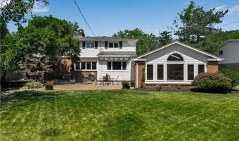 21 Tee Ct, Amherst, NY 14221