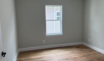 65 Grant Ave, Carteret, NJ 07008
