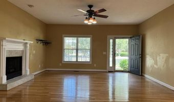 111 Michael Ln, Aberdeen, NC 28315