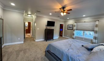 7935 Peacock Rd, Baker, FL 32531