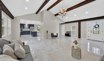 863 Woods Mill Rd, Ballwin, MO 63011