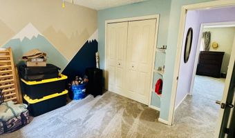 8422 Kankakee Ct, Indianapolis, IN 46217
