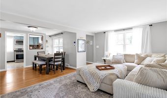 89 Olney Dr, Amherst, NY 14226