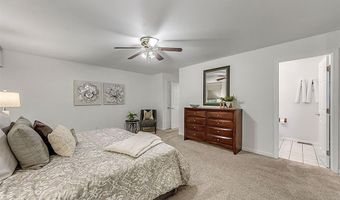 713 Barham Down Dr, Ballwin, MO 63011