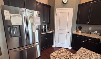 565 Goldstone Ln, Boiling Springs, SC 29316
