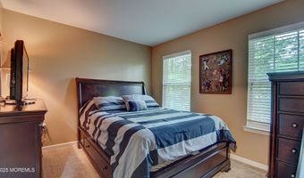 56 W Aspen Way, Aberdeen, NJ 07747