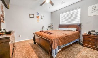 17993 Mondamon Rd, Apple Valley, CA 92307