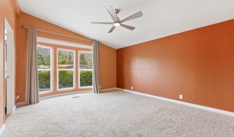 8975 Lawrence Welk Dr 23, Escondido, CA 92026