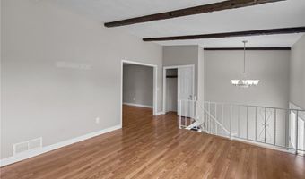 19 Irondale St, Warwick, RI 02886