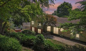6102 GALLERY St, Bowie, MD 20720