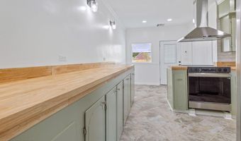 219 Clara St, Jennings, LA 70546