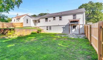 115 Waterman St, Cumberland, RI 02864